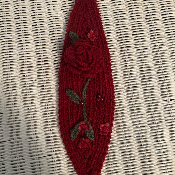 Accessories - Elegant Red Knit Headband with Floral Design